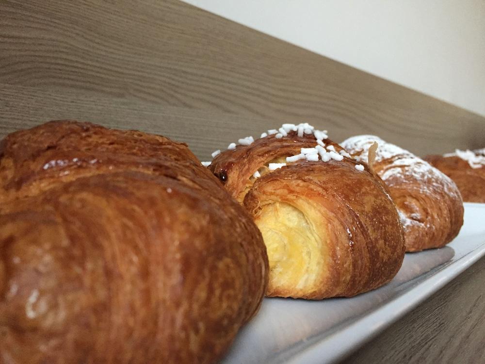 Av Hotel Milano Ngoại thất bức ảnh