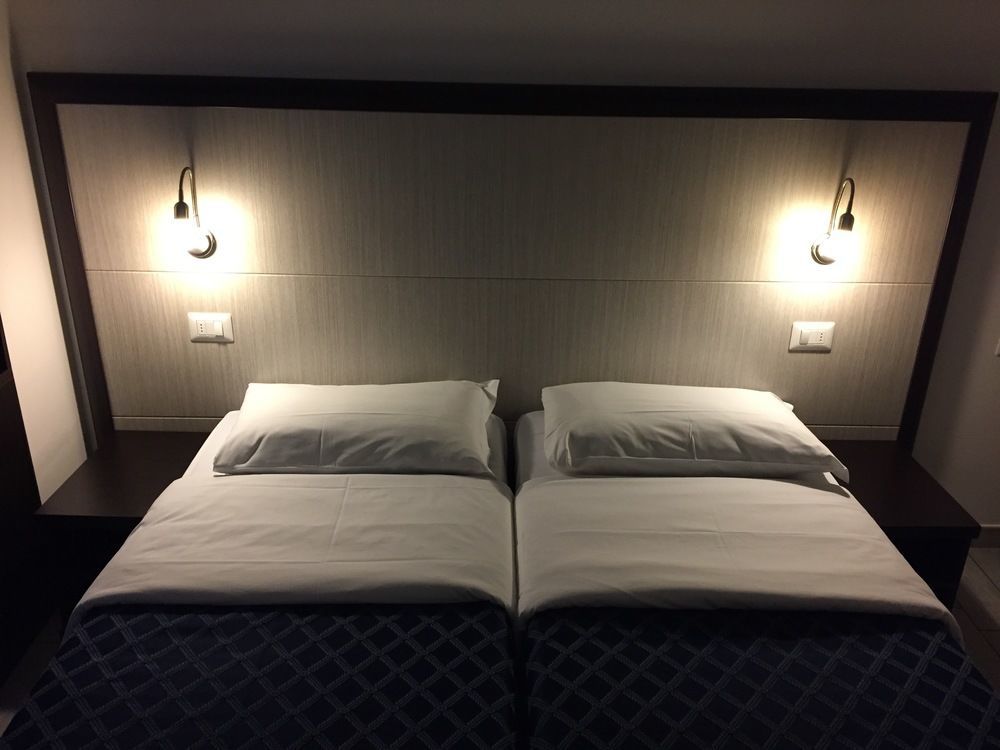 Av Hotel Milano Ngoại thất bức ảnh